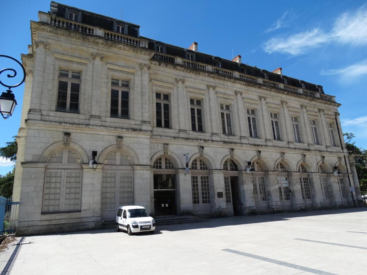 Appartementy Coco Bolo Bourges Exterior foto